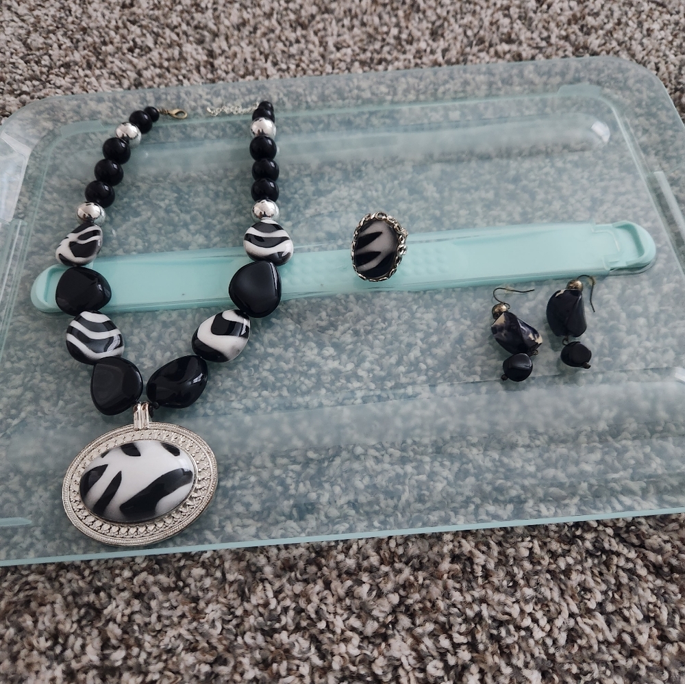 Jewelry set